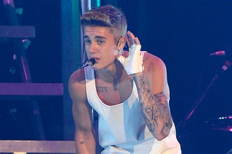 justin bieber nu|Justin Bieber Breaks Silence on Nude Photos: ‘I Feel ...